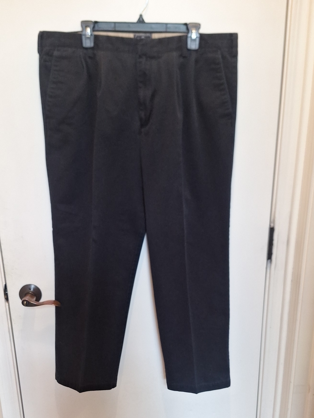 Dockers Men's Black Chinos